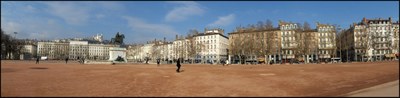 Place Bellecour Internet.jpg